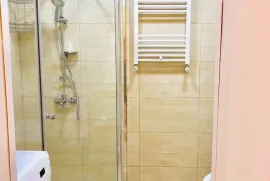 Аренда, 3 Kомнатная, Новостройка, Батуми, Руставельский район