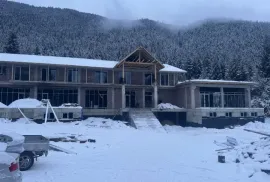 Green Palace გთავაზობთ ნებისმიერი სირთულის სამშენებლო სამუშაოებს