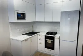 ქირავდება ბინა, 2 ოთახიანი, ახალი აშენებული, თბილისი, საბურთალო