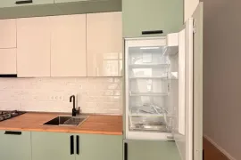 Продается квартира, 2 Kомнатная, Новостройка, Батуми