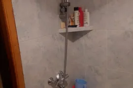 იყიდება ბინა, 3 ოთახიანი, ძველი აშენებული, თბილისი, ისანი