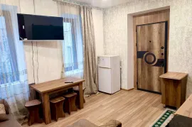 Daily Apartment Rent, 2 Room, Old building, Tbilisi, Sololaki