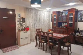 Продается квартира, 3 Kомнатная, Старое здание, Мцхетский район, Мцхета