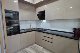 Аренда, 3 Kомнатная, Новостройка, Тбилиси, Варкетили