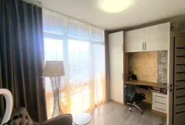 Продается квартира, 3 Kомнатная, Новостройка, Батуми, Район аэропорта