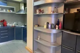 Продается квартира, 4 Kомнатная, Старое здание, Тбилиси, saburtalo