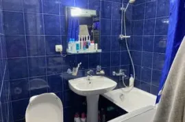 Продается квартира, 4 Kомнатная, Старое здание, Тбилиси, saburtalo