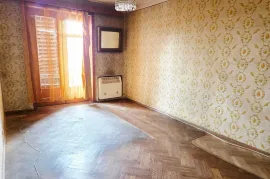 Apartment for sale, 5 Room, Old building, Tbilisi, Chugureti