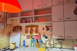 Apartment for sale, 5 Room, Old building, Tbilisi, Chugureti