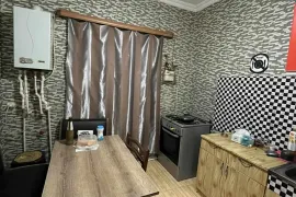 Продается квартира, 2 Kомнатная, Старое здание, Тбилиси, Варкетили