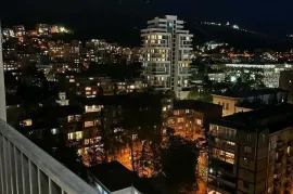 Аренда, 3 Kомнатная, Новостройка, Тбилиси, vake