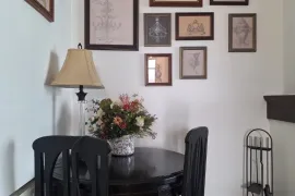 ქირავდება ბინა, 4 ოთახიანი, ძველი აშენებული, თბილისი, ვაკე