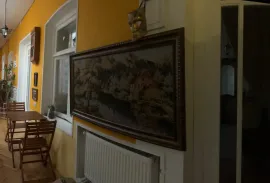 For Rent, 5 Room, Old building, Tbilisi, Vera