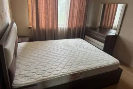 Продается квартира, 2 Kомнатная, Старое здание, Тбилиси, Варкетили