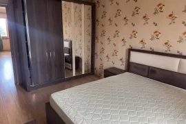 Продается квартира, 2 Kомнатная, Старое здание, Тбилиси, Варкетили