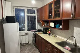 Ипотека квартиры, 3 Kомнатная, Старое здание, Тбилиси, Варкетили