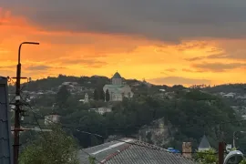 Продается Дом, 12 Kомнатная, Кутаиси, Сафичхиа