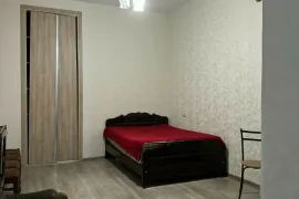 Аренда, 2 Kомнатная, Старое здание, Тбилиси, Вера