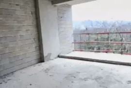 იყიდება ბინა, 1 ოთახიანი, ახალი აშენებული, ბათუმი, აეროპორტის უბანი