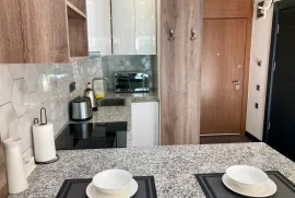 ქირავდება ბინა, 1 ოთახიანი, ახალი აშენებული, ბათუმი, აეროპორტის უბანი