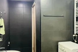 For Rent, 3 Room, Old building, Tbilisi, vake