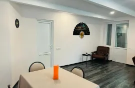 For Rent, 3 Room, Old building, Tbilisi, vake