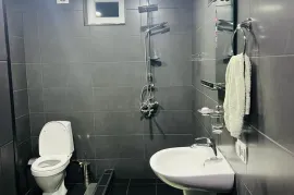 For Rent, 3 Room, Old building, Tbilisi, vake