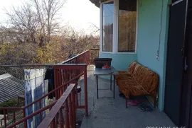 იყიდება სახლი, 6 ოთახიანი, თბილისი, სამგორი