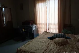 იყიდება სახლი, 6 ოთახიანი, თბილისი, სამგორი