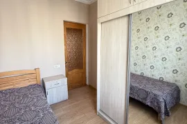 იყიდება ბინა, 2 ოთახიანი, ძველი აშენებული, თბილისი, ვარკეთილი