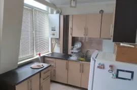 For Rent, 2 Room, Old building, Tbilisi, saburtalo