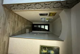 იყიდება სახლი, 5 ოთახიანი, თბილისი, ჩუღურეთი