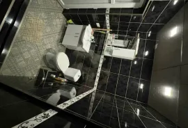 იყიდება სახლი, 5 ოთახიანი, თბილისი, ჩუღურეთი