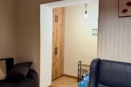 For Rent, 2 Room, Old building, Tbilisi, saburtalo