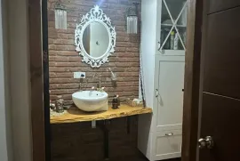 Продается Дом, 5 Kомнатная, Тбилиси, Самгори