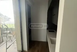 Продается квартира, 1 Kомнатная, Старое здание, Хелвачаурский район, Хелвачаури