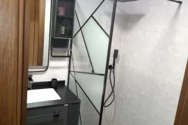 იყიდება ბინა, 2 ოთახიანი, ახალი აშენებული, ბათუმი, რუსთაველის უბანი