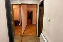 Аренда, 4 Kомнатная, Старое здание, Тбилиси, Темка