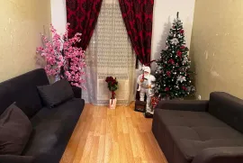 For Rent, 5 Room, Old building, Gori , Gori