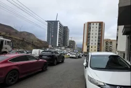 ქირავდება, უნივერსალური კომერციული  ფართი, საბურთალო