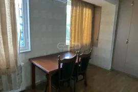 Аренда, 2 Kомнатная, Старое здание, Тбилиси, saburtalo