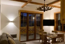 იყიდება სახლი, 6 ოთახიანი, ბორჯომი, ბაკურიანი