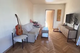 Продается квартира, 3 Kомнатная, Старое здание, Тбилиси, Исани