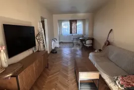 Продается квартира, 3 Kомнатная, Старое здание, Тбилиси, Исани