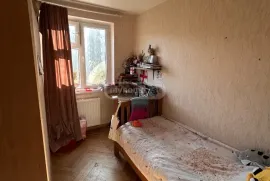 Продается квартира, 3 Kомнатная, Старое здание, Тбилиси, Исани