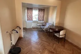 Продается квартира, 3 Kомнатная, Старое здание, Тбилиси, Исани