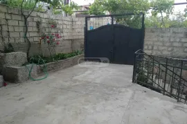 იყიდება სახლი, 5 ოთახიანი, თბილისი, ლოტკინი