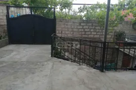 იყიდება სახლი, 5 ოთახიანი, თბილისი, ლოტკინი