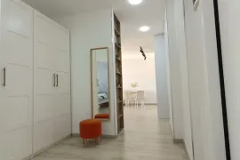 იყიდება ბინა, 3 ოთახიანი, ახალი აშენებული, ბათუმი, ბაგრატიონის უბანი