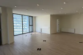 ქირავდება, საოფისე ფართი